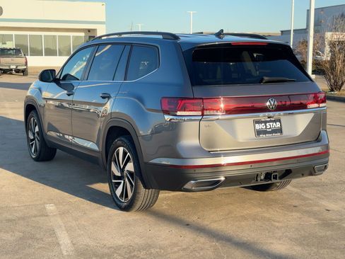 Used 2024 Volkswagen Atlas SE image 6