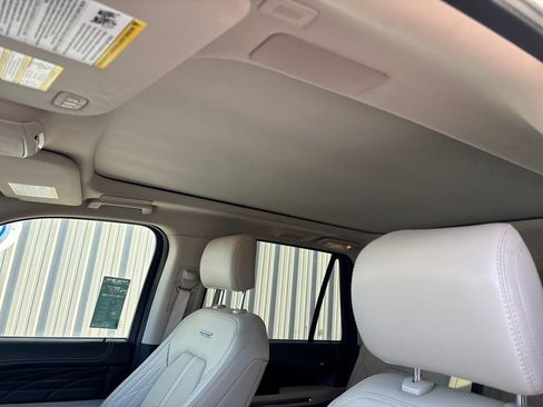 Used 2024 Ford Expedition Max Platinum AWD/4WD image 29