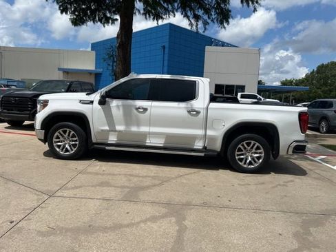 Used 2020 GMC Sierra 1500 SLT RWD image 3