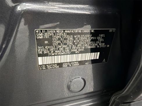 Used 2013 Toyota RAV4 XLE image 31