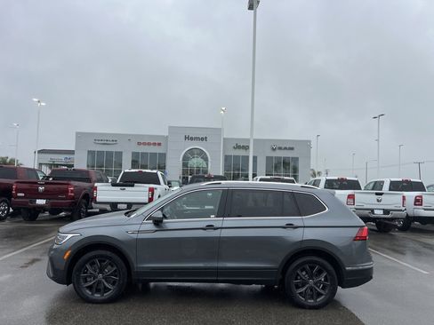 Used 2024 Volkswagen Tiguan Wolfsburg Edition image 5