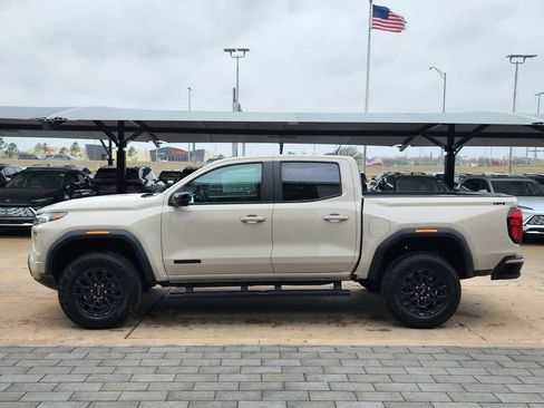 New 2026 GMC Canyon Elevation w/ Convenience Package image 7