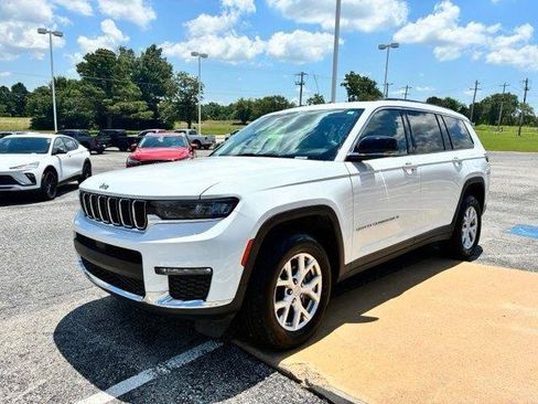 Used 2022 Jeep Grand Cherokee L Limited RWD image 4
