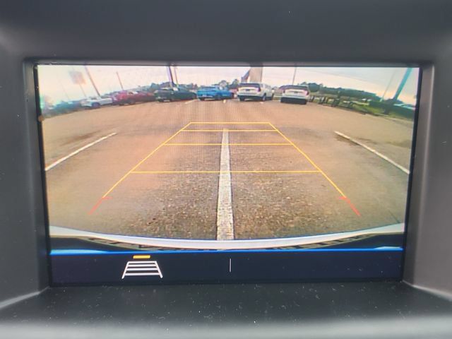 Used 2021 GMC Terrain SLE FWD image 16
