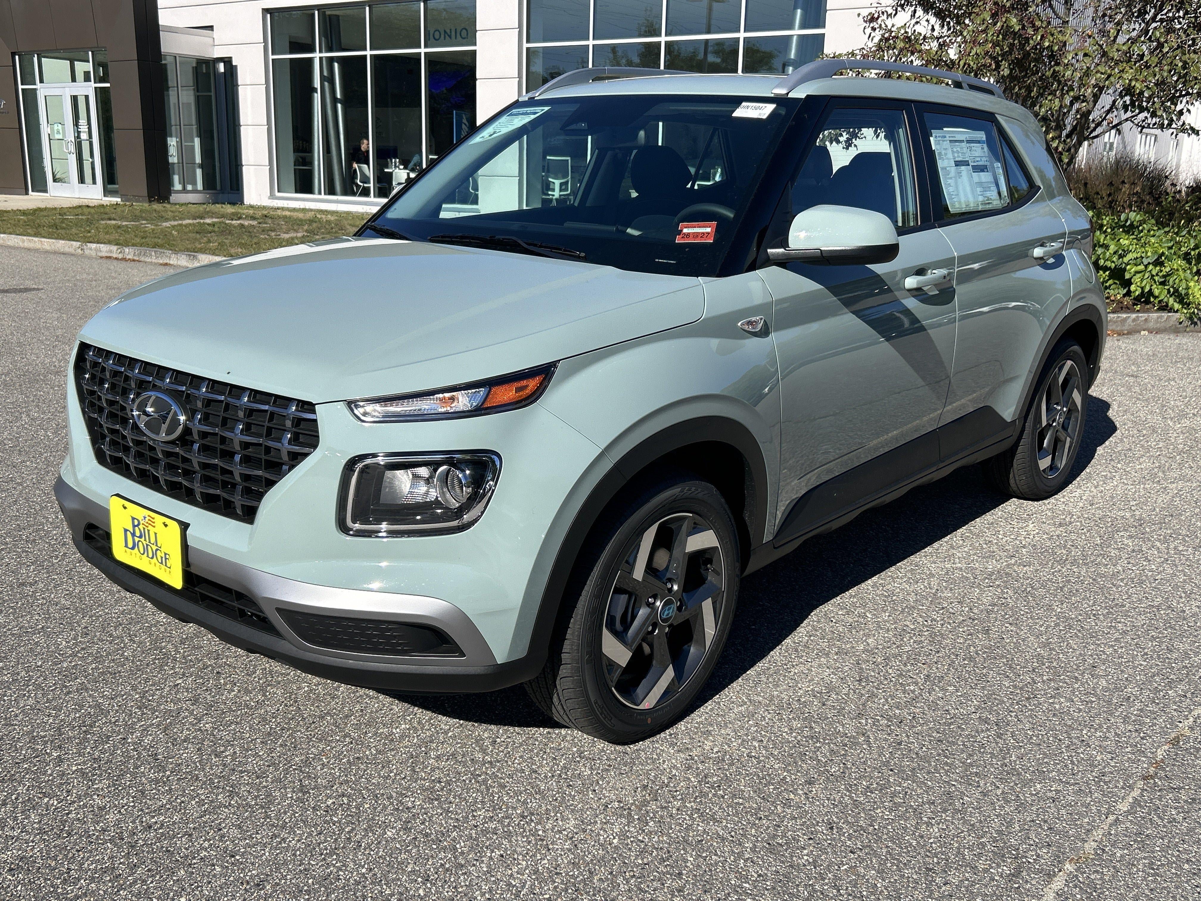 New 2026 Hyundai Venue SEL FWD image 28