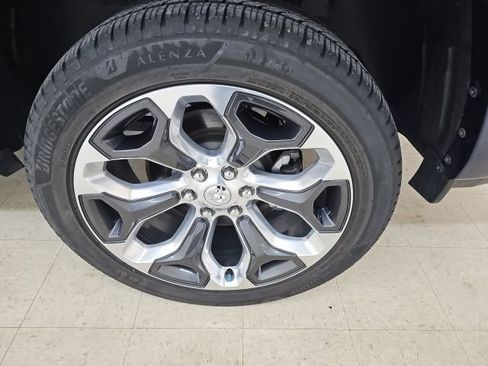 Used 2022 RAM 1500 Limited AWD/4WD image 24