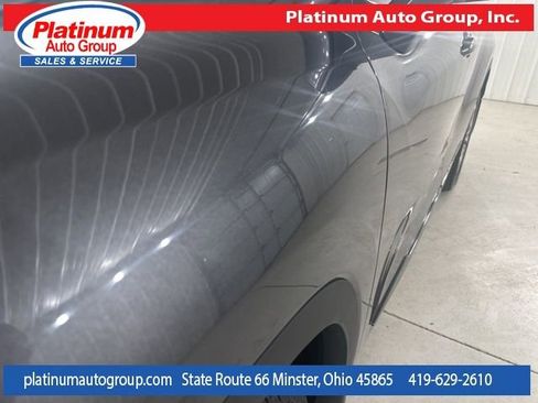 Used 2021 Toyota Highlander Platinum image 9