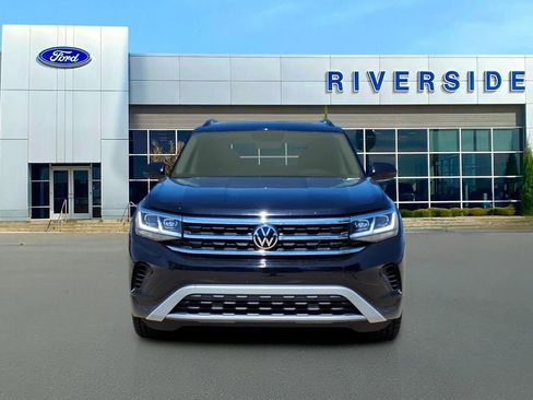 Used 2023 Volkswagen Atlas SE w/ Black Wheel Package FWD image 2