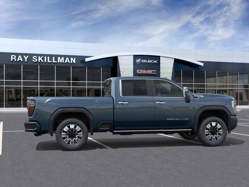 New 2026 GMC Sierra 2500 Denali w/ Denali Reserve Package image 5