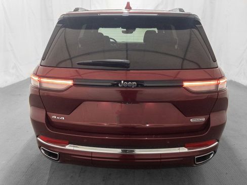 Used 2022 Jeep Grand Cherokee Overland image 6