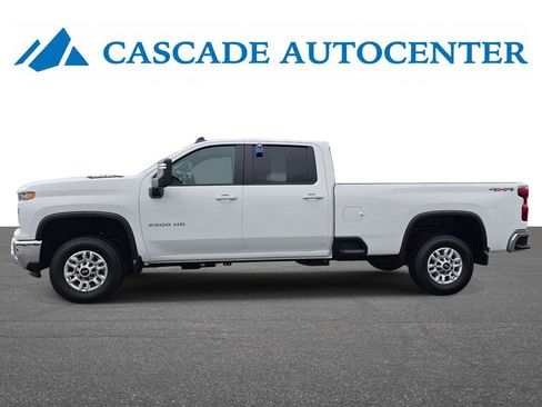 Certified 2026 Chevrolet Silverado 2500 LT AWD/4WD image 2