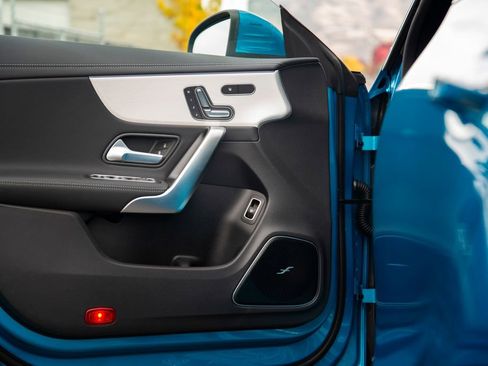 Used 2026 Mercedes-Benz CLA 250 4MATIC image 9