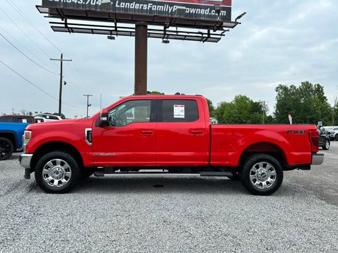 Used 2022 Ford F250 Lariat w/ Lariat Value Package AWD/4WD image 2