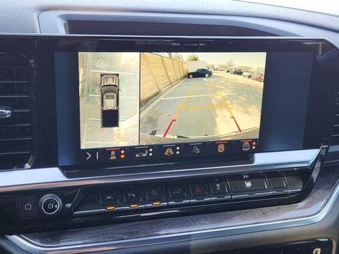 Used 2024 Chevrolet Silverado 1500 LTZ image 6