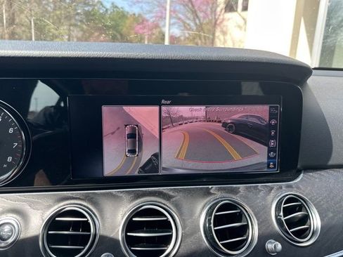 Used 2019 Mercedes-Benz E 300 E 300 image 19