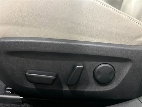 New 2025 MAZDA MAZDA3 s image 10