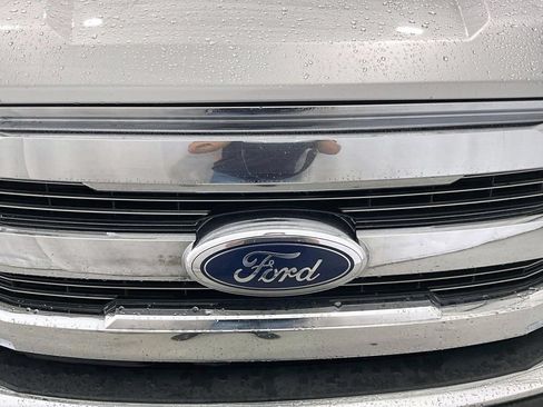 Used 2017 Ford F150 Lariat w/ Equipment Group 502A Luxury RWD image 27