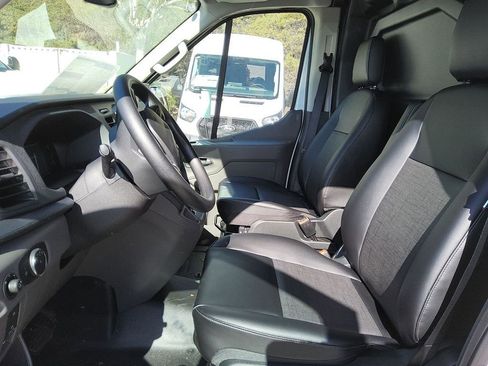 New 2026 Ford Transit 250 148 Medium Roof w/ Load Area Protection Package image 7