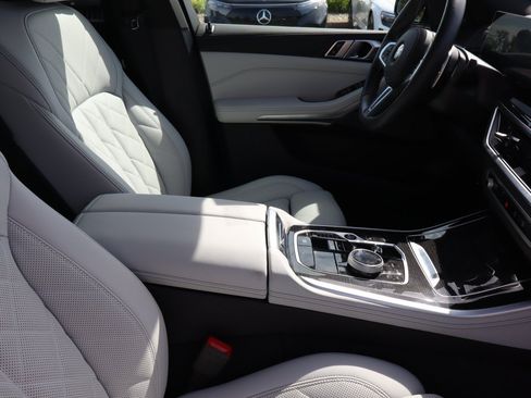 Used 2026 BMW X5 M60i AWD/4WD image 14
