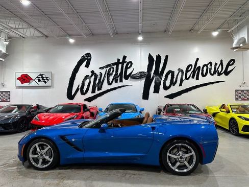 Used 2014 Chevrolet Corvette Stingray Convertible w/ 3LT Preferred Equipment Group RWD image 2