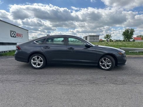 Used 2023 Honda Accord LX image 11