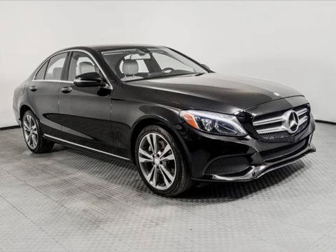 Used 2016 Mercedes-Benz C 300 4MATIC Sedan image 9