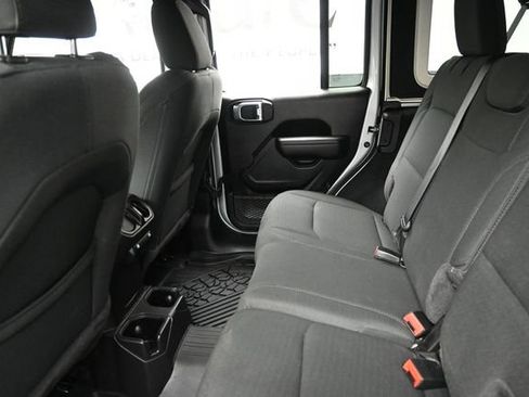 Used 2022 Jeep Wrangler Unlimited Sport AWD/4WD image 22