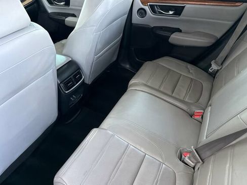 Used 2019 Honda CR-V Touring image 12