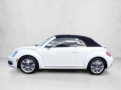 Used 2016 Volkswagen Beetle 1.8T S FWD image 2