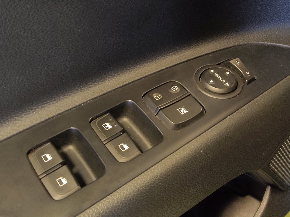 Used 2020 Kia Rio S FWD image 27