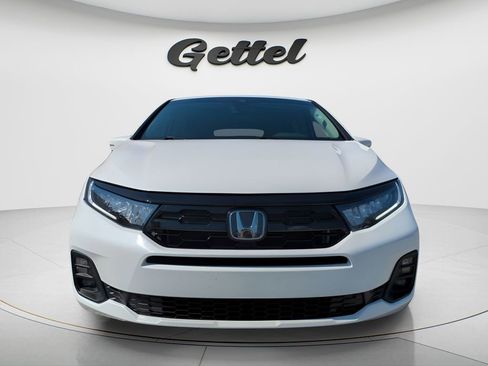 Used 2025 Honda Odyssey Touring image 9