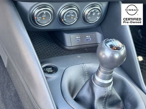 Certified 2025 Nissan Z Performance w/ Floor Mat Package RWD image 26