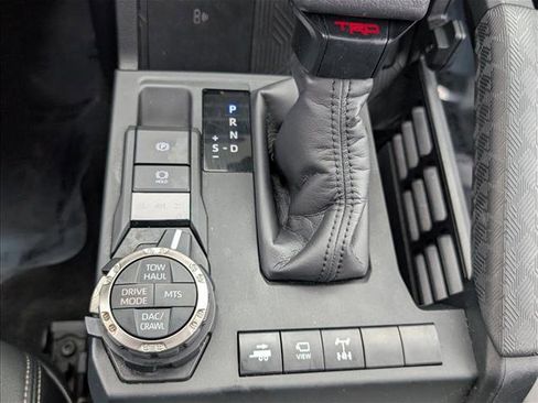 Used 2025 Toyota 4Runner TRD Off-Road Premium image 28