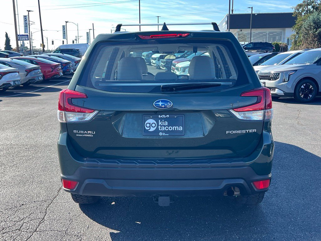 Used 2023 Subaru Forester AWD/4WD image 10