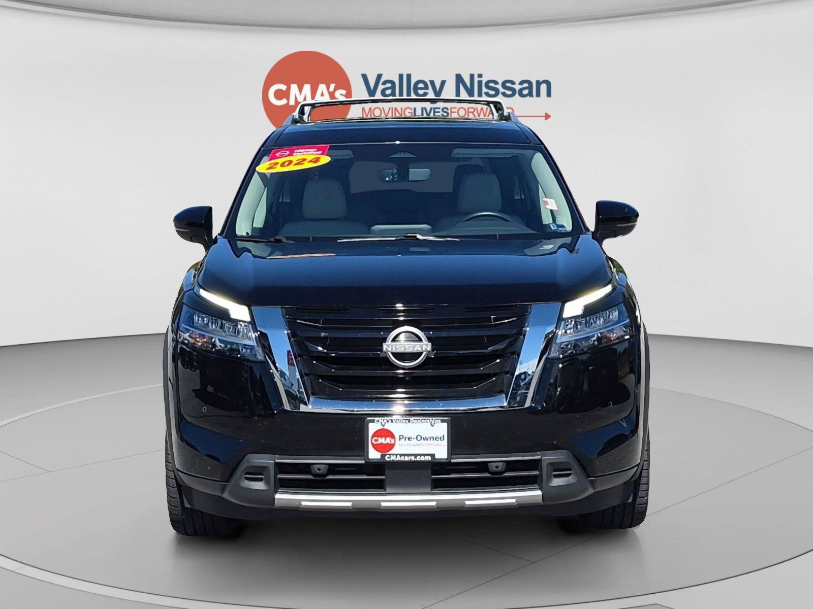 Certified 2024 Nissan Pathfinder SL w/ SL Premium Package AWD/4WD image 8
