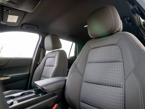 Certified 2026 Chevrolet Equinox LT w/ LPO, Floor Liner Package FWD image 6