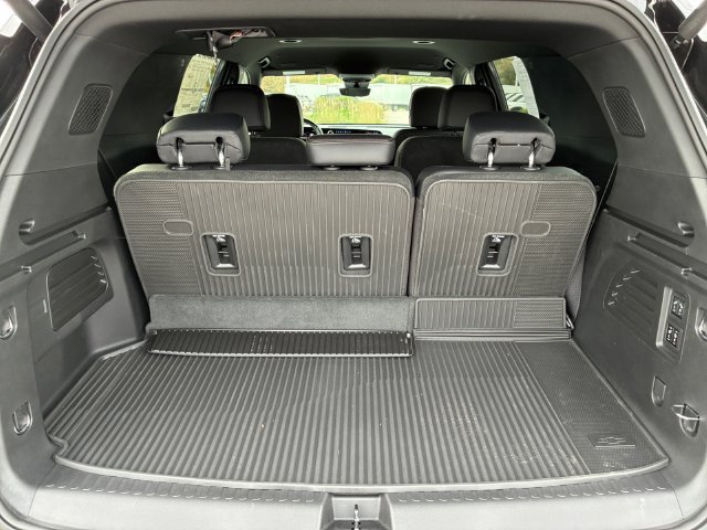 New 2026 Chevrolet Traverse High Country w/ LPO, Floor Liner Package AWD/4WD image 16