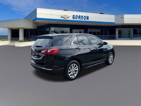 Used 2020 Chevrolet Equinox LT w/ Driver Convenience Package FWD image 6