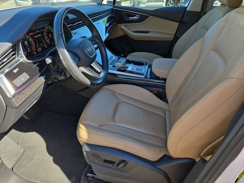 Used 2023 Audi Q7 Premium Plus image 15