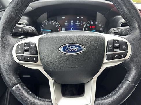 Certified 2023 Ford Explorer XLT w/ Equipment Group 202A AWD/4WD image 26