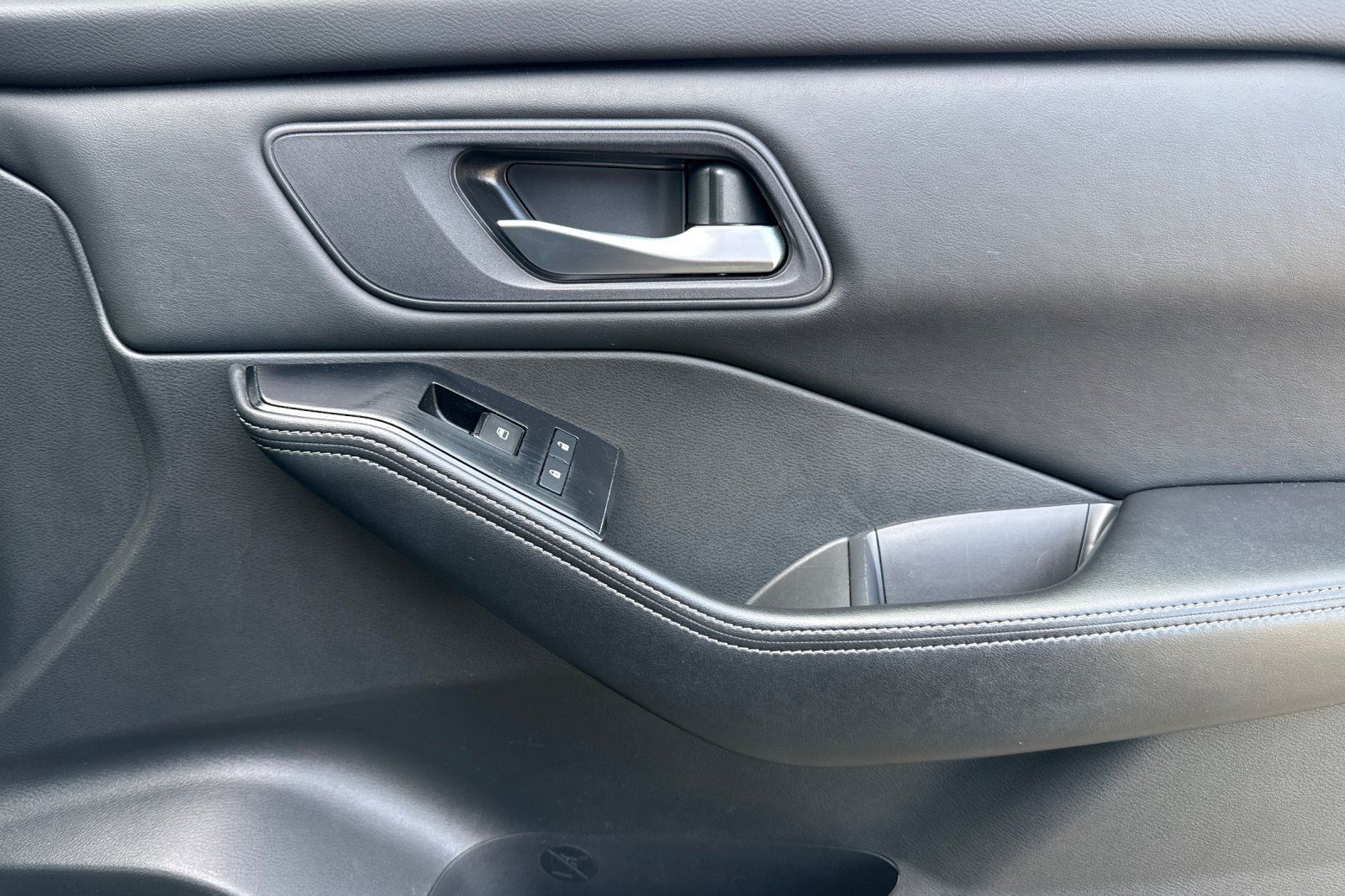 Certified 2024 Nissan Rogue SV AWD/4WD image 23