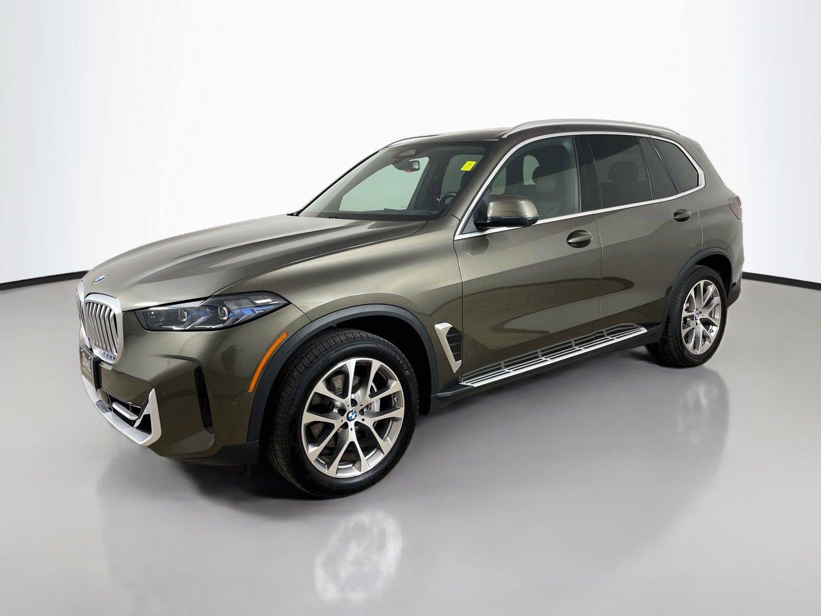 Used 2026 BMW X5 xDrive40i AWD/4WD image 8