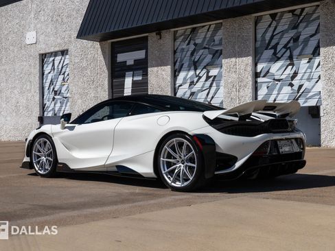 Used 2021 McLaren 765LT image 11