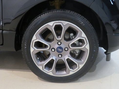 Used 2018 Ford EcoSport Titanium image 12