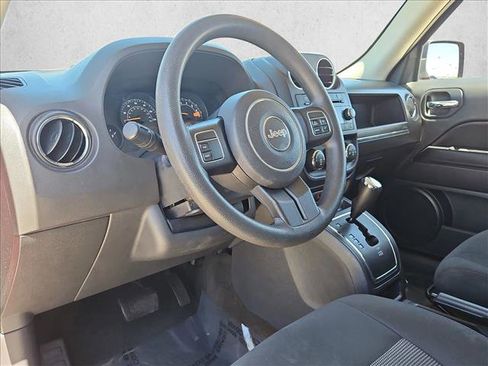 Used 2014 Jeep Patriot Sport w/ Power Value Group AWD/4WD image 10