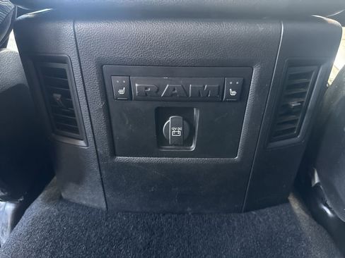Used 2018 RAM 3500 Laramie Longhorn AWD/4WD image 21