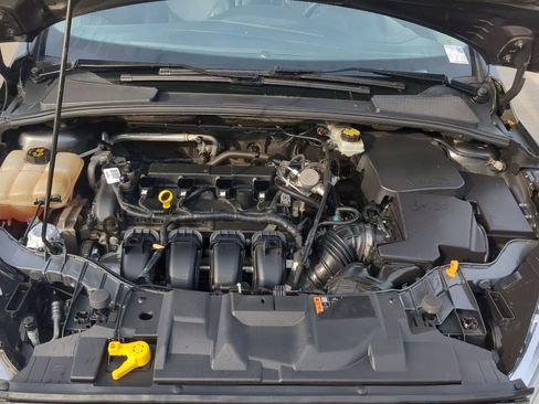 Used 2017 Ford Focus Titanium image 17