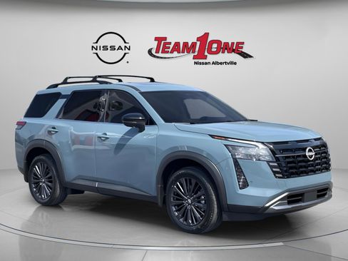 New 2026 Nissan Pathfinder SL w/ SL Premium Package image 1