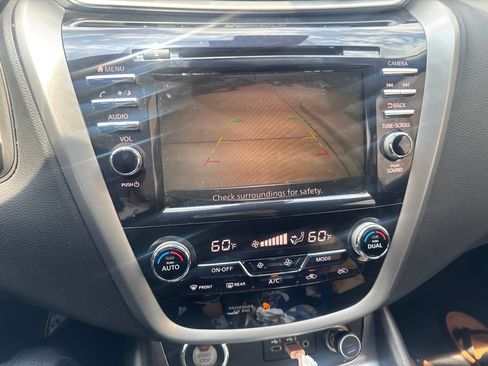 Used 2023 Nissan Murano S FWD image 12