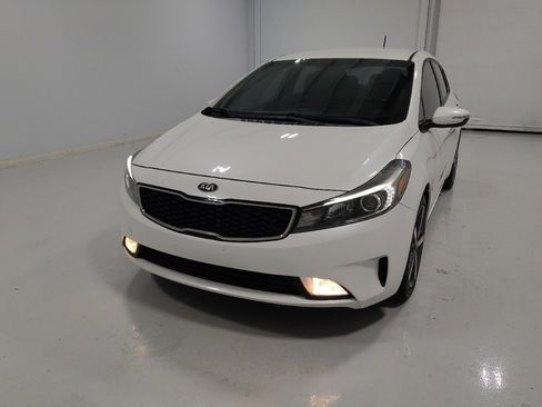 Used 2017 Kia Forte EX image 15